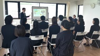 小学校先生のお話会（昭和女子大学附属昭和小学校）を開催しました